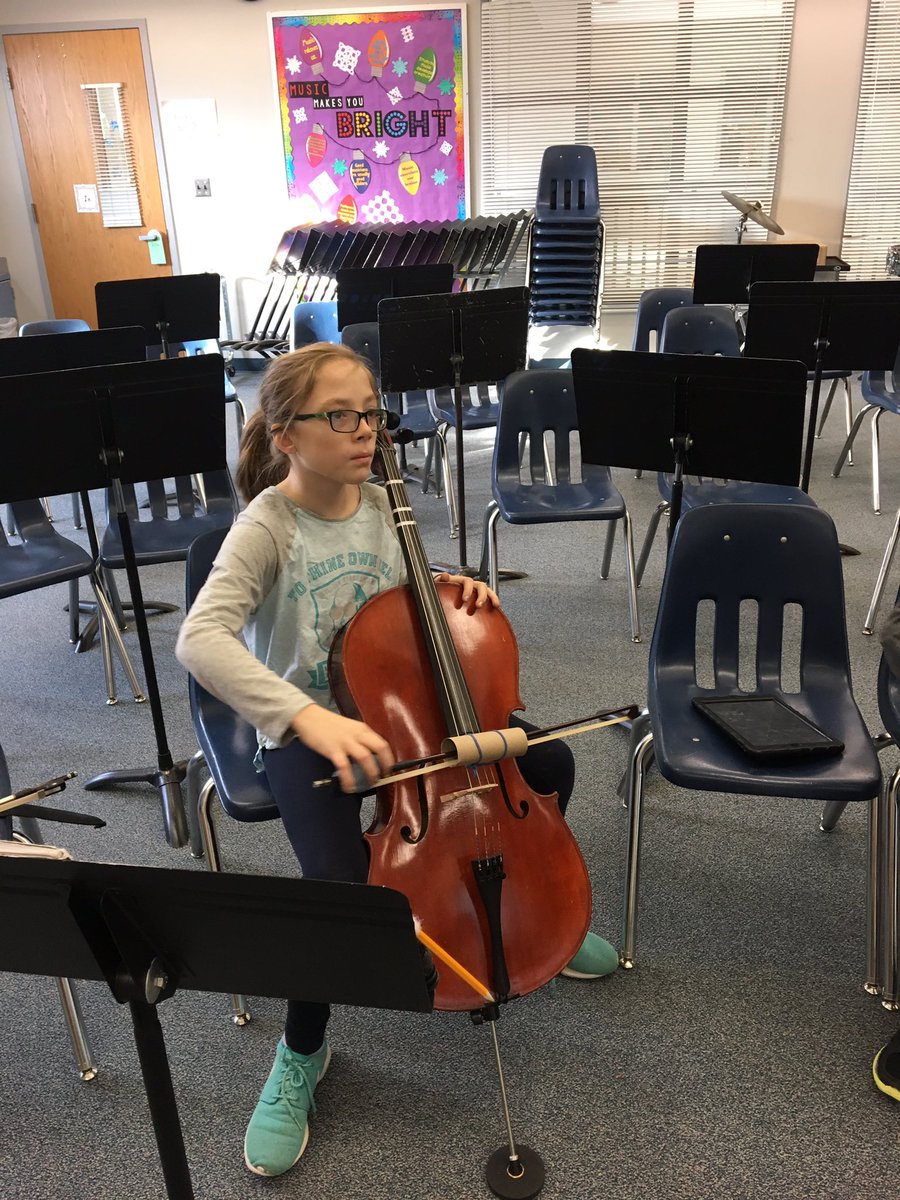 DHMSBand's tweet photo. 5th grade string ss practice straight bowing tech w/ #rhythmcat - thanks @teachorchestra for the ideas! @APS_ATS https://t.co/JRJHNvbvrE