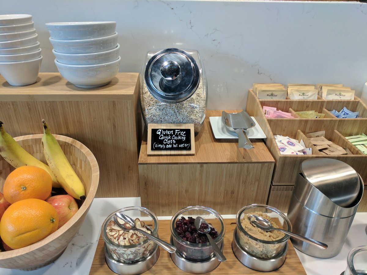 jazzmoore86's tweet photo. Complimentary breakfast snacks. Your hotel continental breakfast has nothing on #atlasworkbase https://t.co/UcOvg0hLdI