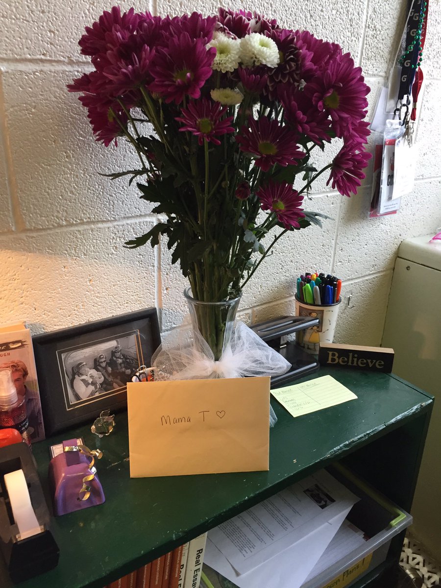 BeckyFoland's tweet photo. Thanks to my fav squad for thinking of me! So glad to be back! #squadgoals #butliterally #schscheer https://t.co/KUA5kxrLCO