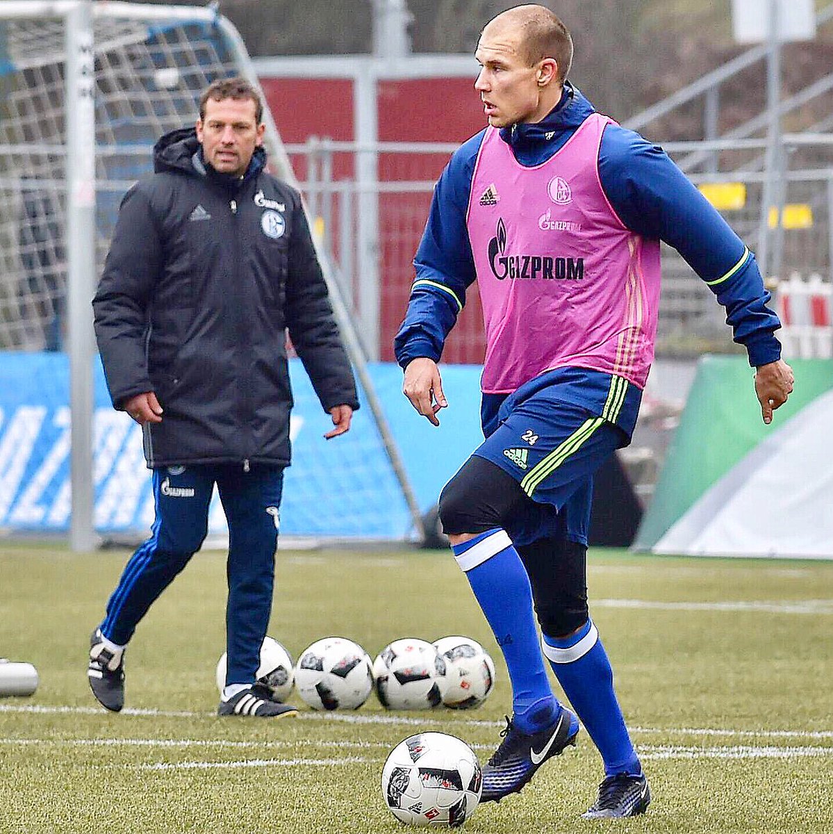 Well prepared for the next challenge! #DFBPokal 🤜#knockoutmatch🤛 https://t.co/fcdxfMqSFd