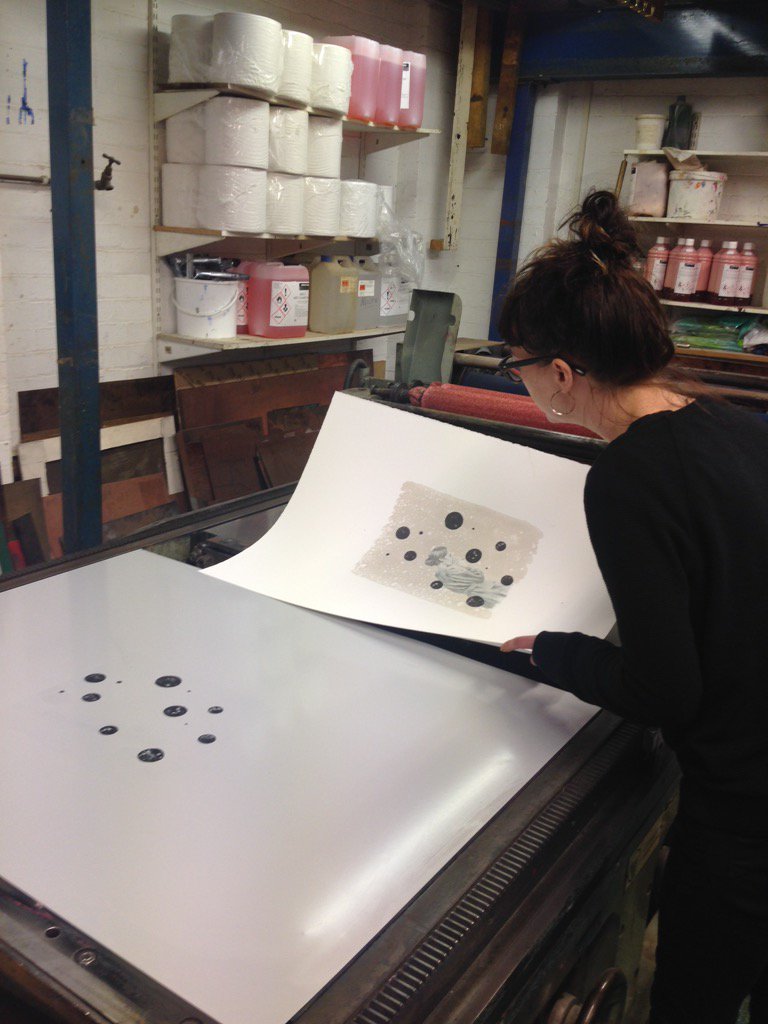 Rachel_Goodyear's tweet photo. At Paupers Press London, working on a lithograph to accompany upcoming solo show @newartgallery more details soon! https://t.co/idVhtGc25B