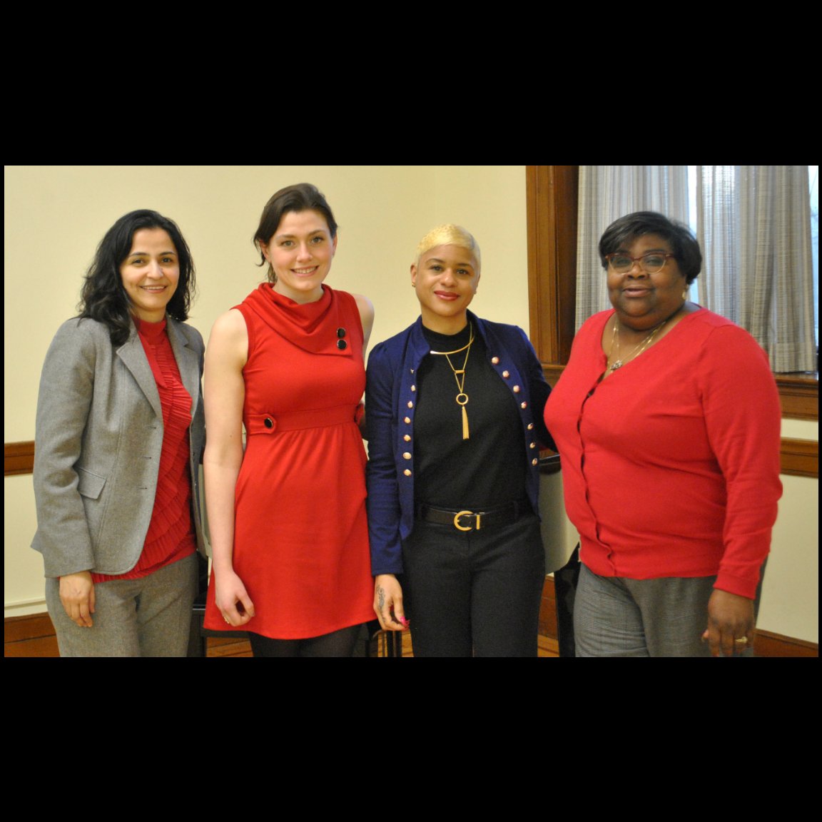 ccf_ny's tweet photo. #CARTAP kick off. CCF's own Lettisha Boyd meeting with the staff of 1 of 4 grant awardees. New Hour for Women and Children. Stay tuned! #ccf https://t.co/YLZs9MKYLw