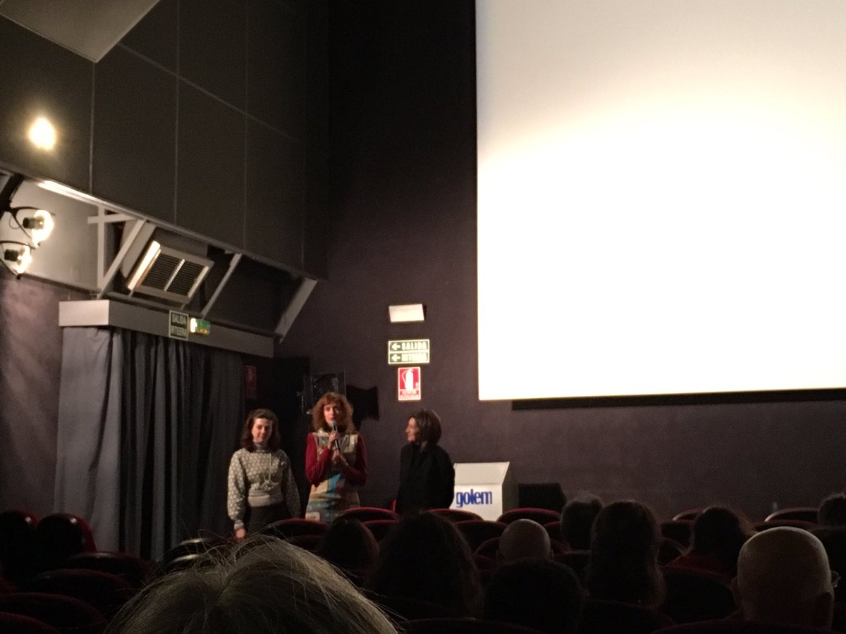 pamplonetario's tweet photo. Comienza cine en @GolemPamplona, participan @nievesgordon @pamplonetario @amigosciencia @UNavarra #mujeresciencia https://t.co/Cjab060D1Q