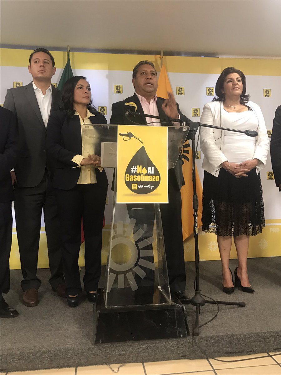 El <a href="/PRDMexico/">PRD</a> es un partido de oposición no sólo en la letra sino en el trabajo cotidiano #LaAlternanciaVa <a href="/prdedomex/">PRD Estado de México</a> <a href="/lajornadaonline/">La Jornada</a>