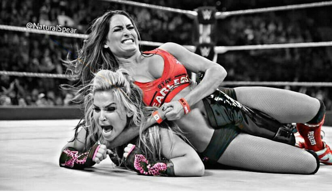 Mis_habada's tweet photo. This is how it's going to end on Sunday #WWEEliminationChamber  #fearlesslock @WWE @BellaTwins 
Oh hey Natalya 😂 https://t.co/YIIBWDoTdw
