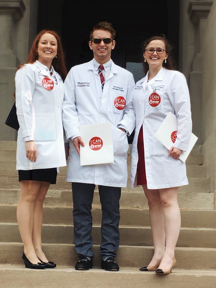 thebretttracy's tweet photo. Stop the bleed in ATL #stopthebleed #amcollsurgeons #traumasurgeons https://t.co/eKLPjsSoMy