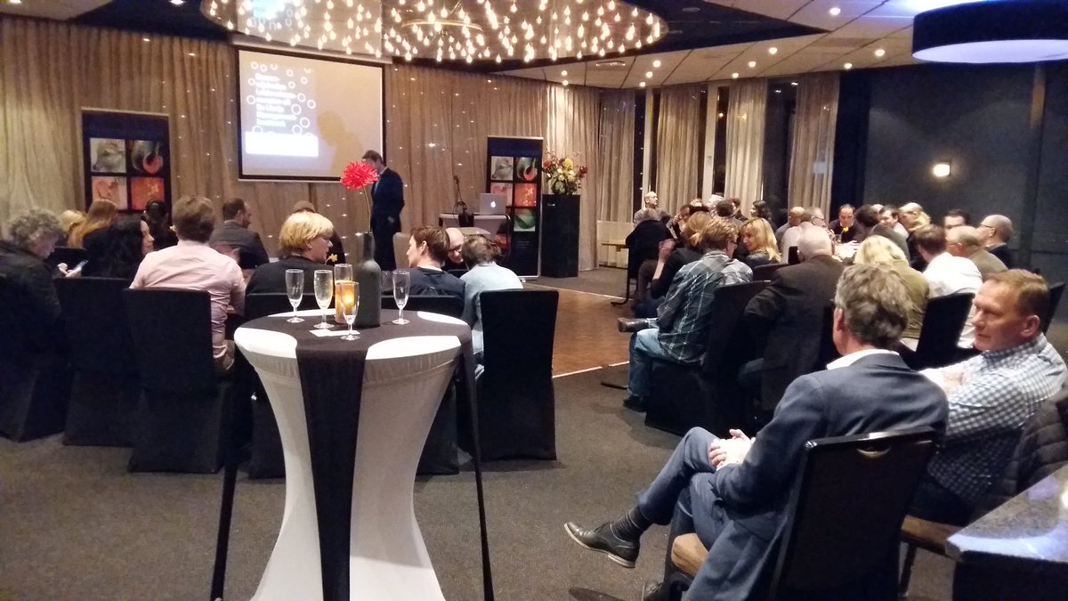NathalieHagen's tweet photo. We zijn van start! Presentatie en straks borrelen en bowlen @Tjeerddenboer @Urbanazwolle @zwolleib @Ondernemersib https://t.co/8WU7E5P1c5