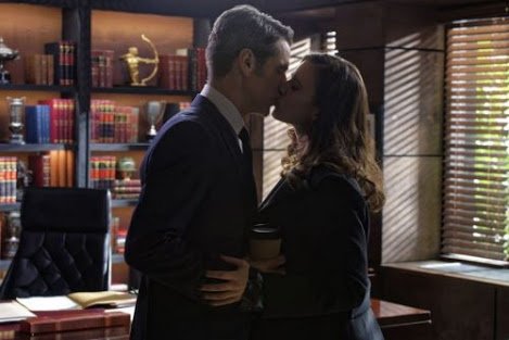 _LizAG's tweet photo. @eonlineTV My nomination is for Conner and Hayes from #Conviction
#TopTVCouple #Wayes ⬇This is true love! 💜😍 https://t.co/oJQcQdAdqY