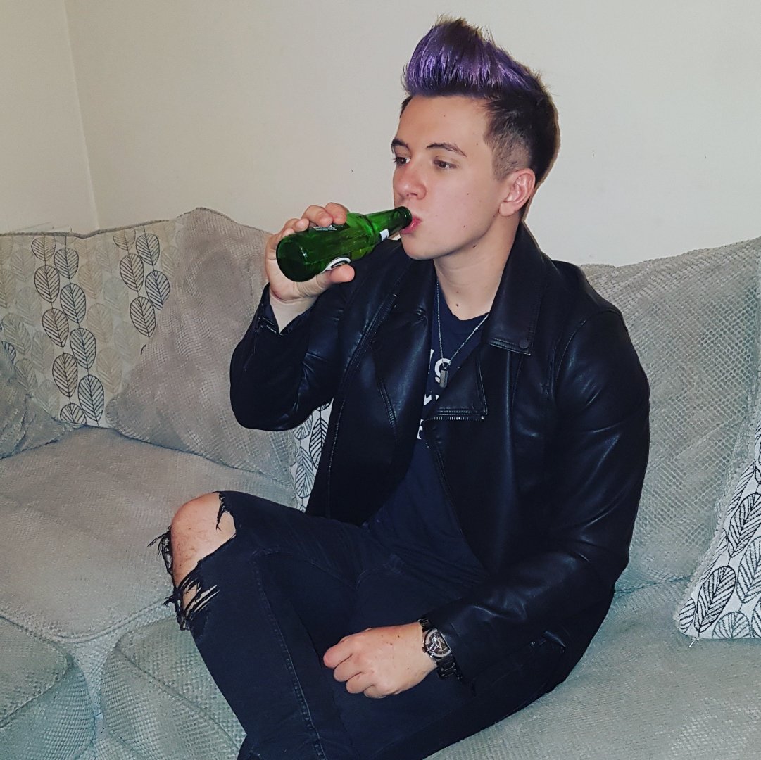 deanlemon tweet picture