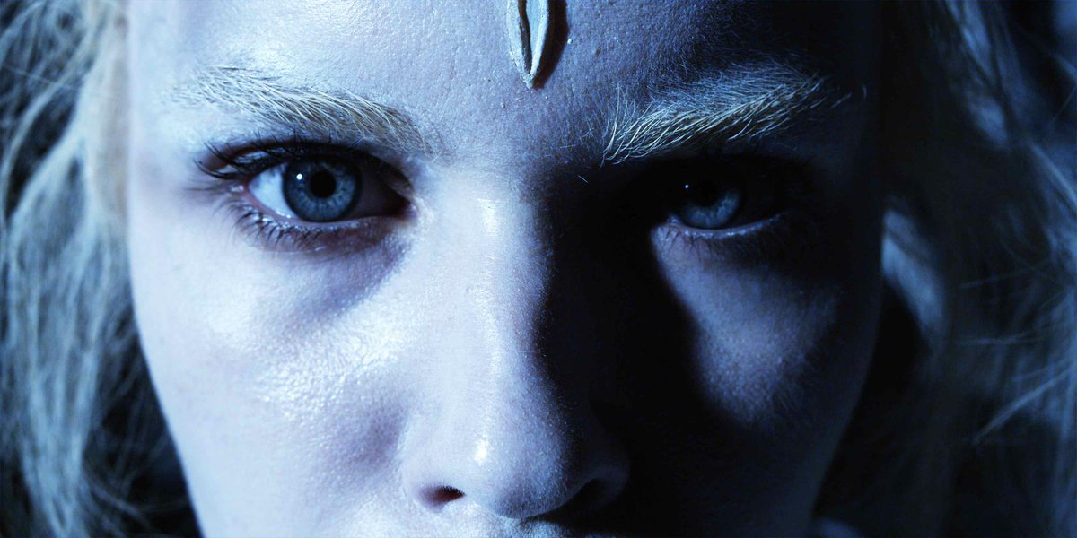 michaelparle2's tweet photo. George MacDonald's Guardian of the Ancient Shadow Crown #Eldren @nataliakos #TheShadows #IrishFantasy on DIRECTV https://t.co/DZcl2buCKg https://t.co/IWF8Yhoe6d