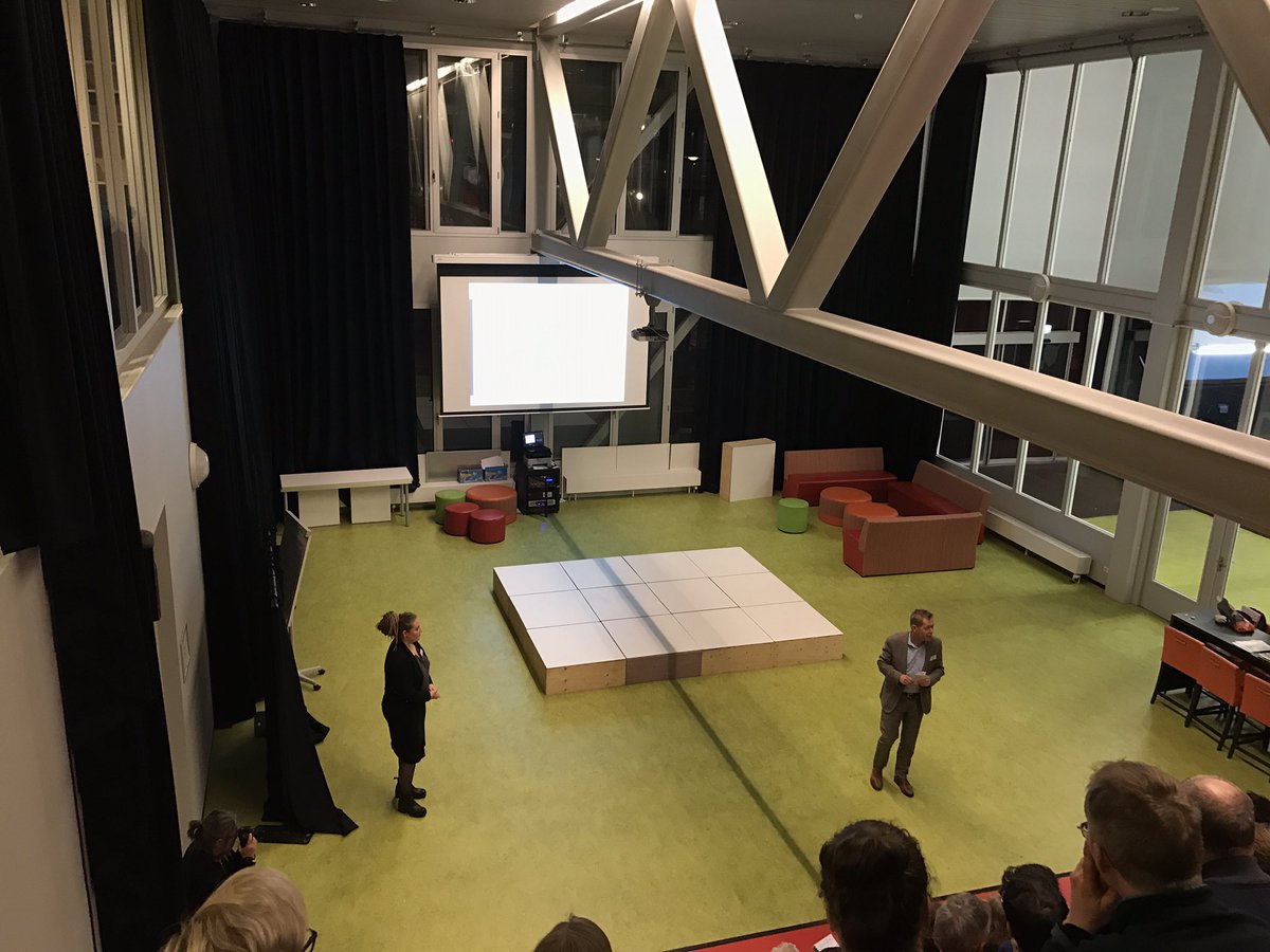 BuurtcampingU's tweet photo. "De sociaal makelaar als rustpunt" ja! #continuïteit #030SMB https://t.co/SyuLPcoB4r