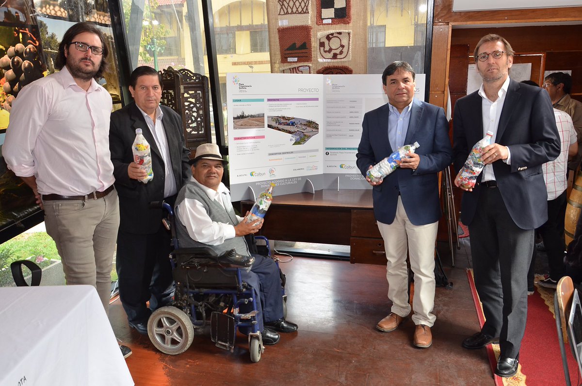 CiudadColorCL's tweet photo. Lanzamiento proyecto Plaza Tricentenario con @muniquillota y @ColbunEnergia Juntos construyendo un gran hito con la comunidad https://t.co/145IUhqJxg