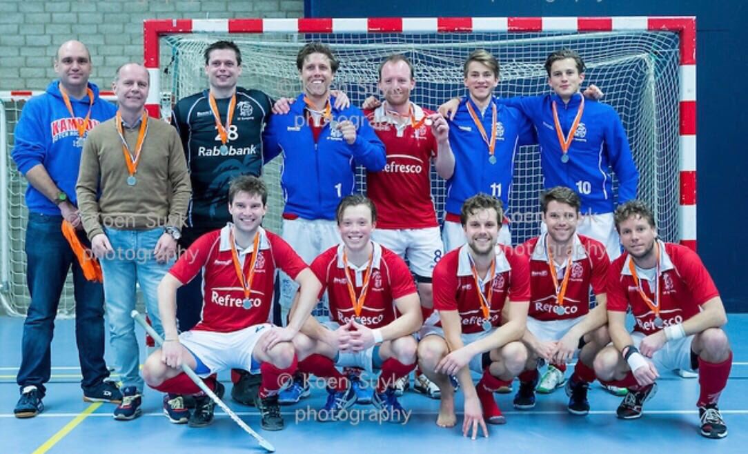 Zilveren plak voor <a href="/kampongheren2/">Kampongheren2</a> op  het NK Reserveteams. Heren, gefeliciteerd!  💙💪🔥