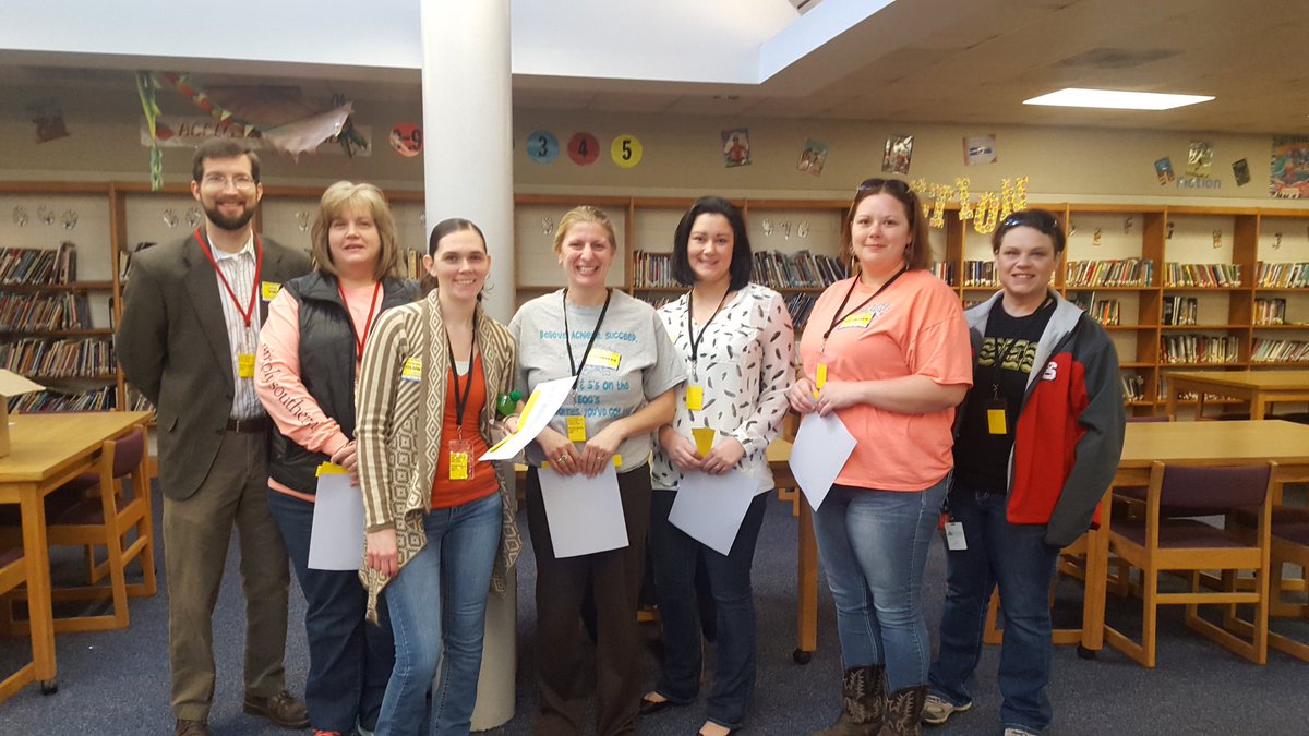 ECUcrystalECU's tweet photo. A special thanks to our parent volunteers who served as guides for @EdwardBestFCS Mall Math Marathon. #ROCKmath @FCSchoolsNC https://t.co/Jz0udR1hYM