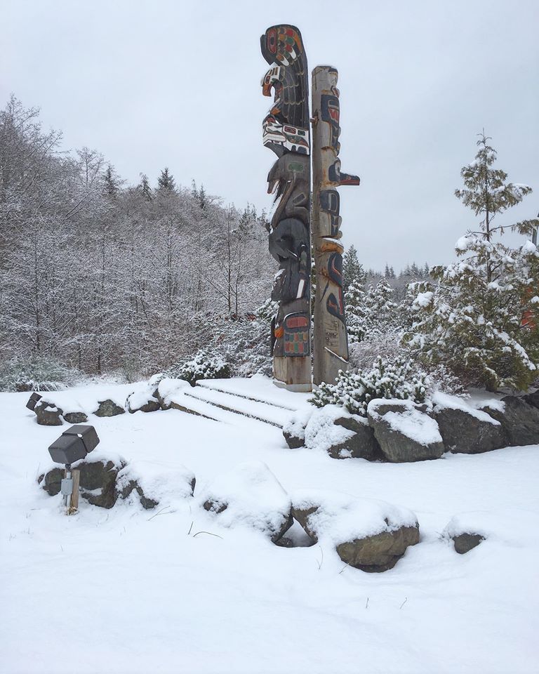 IndigenousBC's tweet photo. Lovely view from inside @wyapointresort! 
#TotemPoles #Snow #Winter #SnowEscape #AboriginalBC https://t.co/l2nKF3pbV7