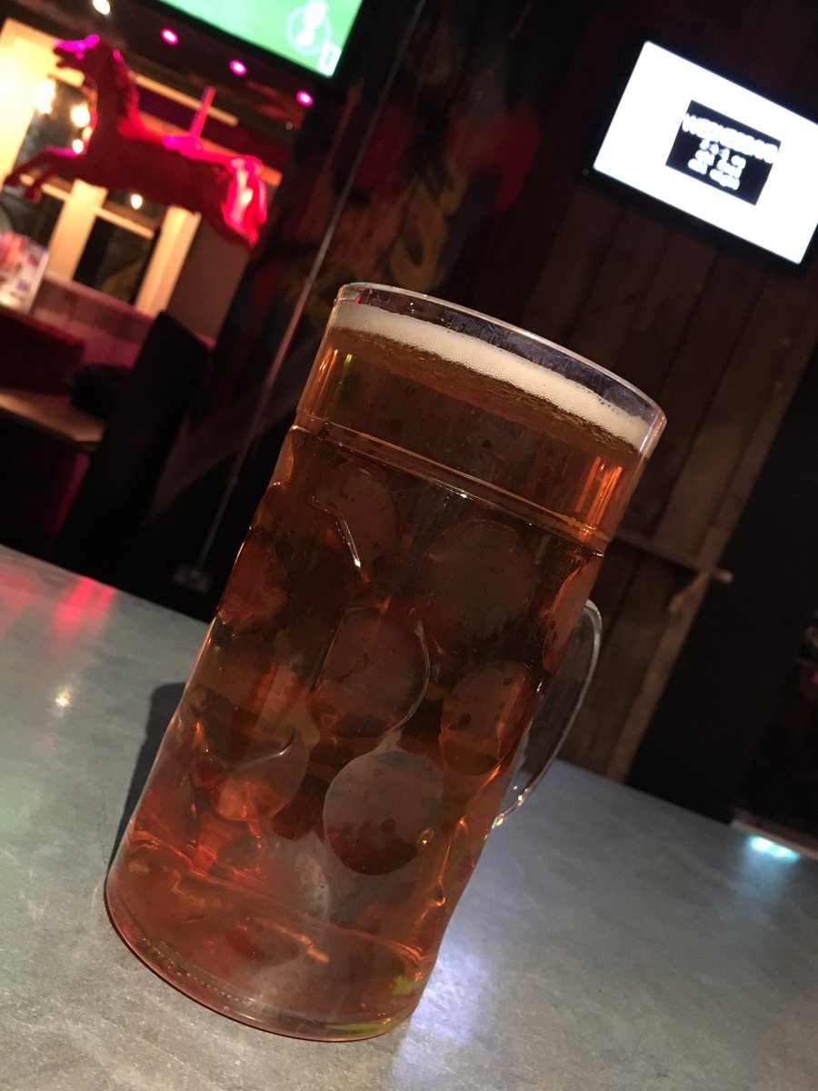 CUHikingClub's tweet photo. We are at @SteinbeckCar for #TuesdaySocial https://t.co/pCdH168aLm