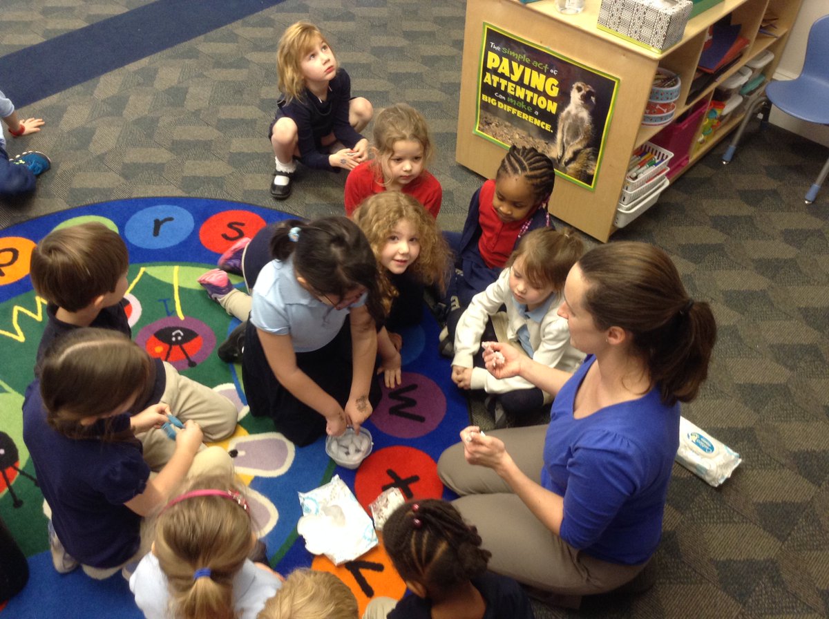 Thales_WF's tweet photo. PreK students conducted a blubber experiment using shortening to learn how blubber insulates animals in cold weather. https://t.co/7EwaygB0A2