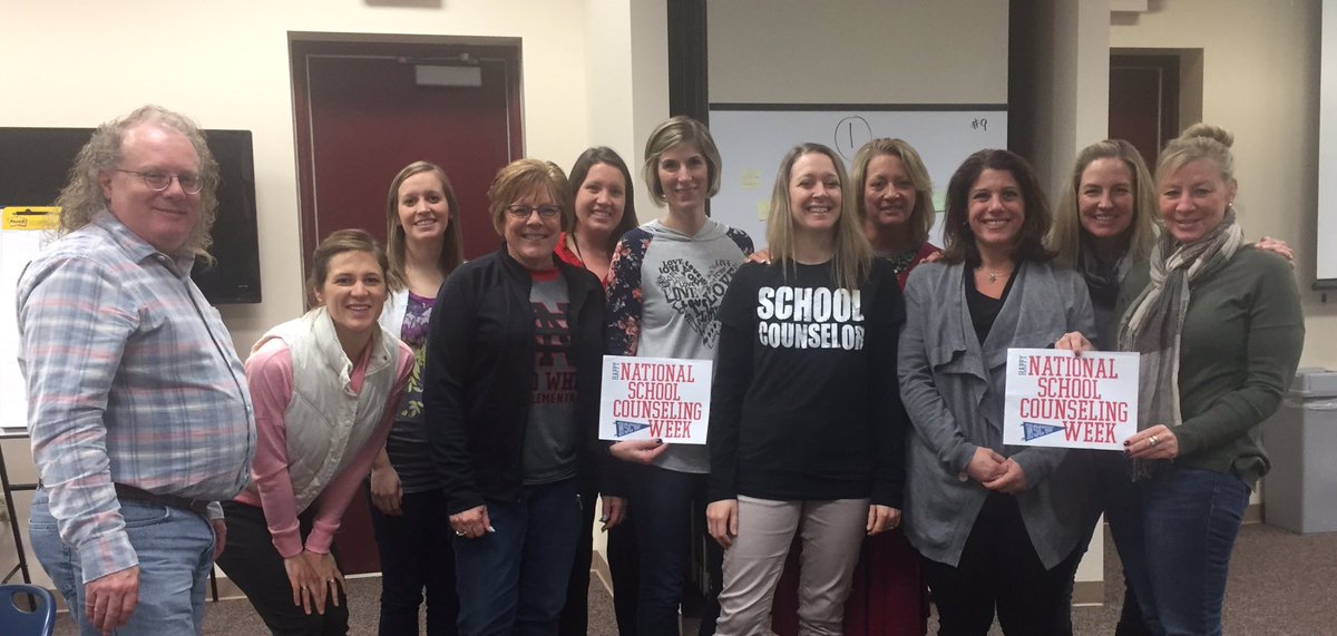 North Scott counselors unite for #nscw17 @NSHSActivities <a href="/ASCAtweets/">ASCA</a> <a href="/IowaSCAtweets/">ISCA</a>