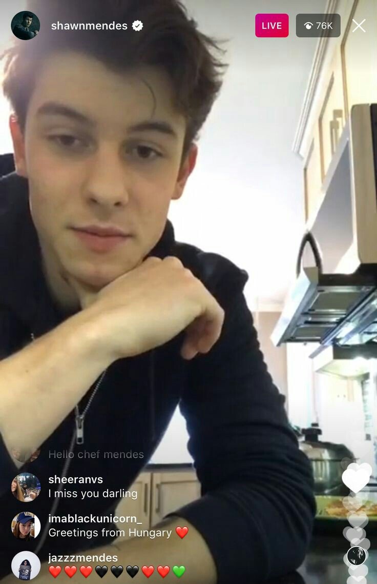 GothicxPunkVamp's tweet photo. #BestFanArmy #MendesArmy #iHeartAwards #BestCover #Here #BestFans2017 #ShawnBestFans #JFCShawnMendes https://t.co/jFnqLlFcMw