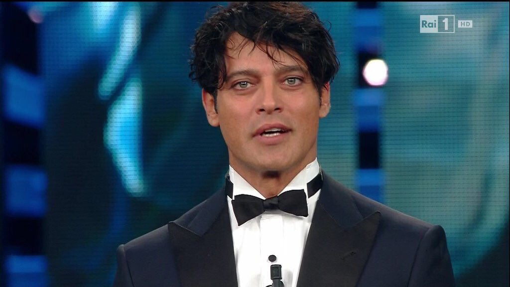 E poi è subito Nostalgia Garko #sanremo2017 #SanremoCeres