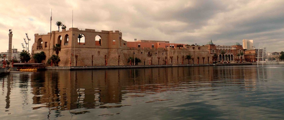 M_Nafati's tweet photo. #تصويري #متحف #السراي_الحمراء #السراي #طرابلس #ليبيا #بحيرة #البحيرة
#landscape #red_castle #Tripoli #Libya https://t.co/Ey14pPjz5g