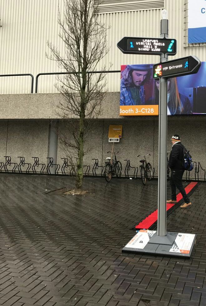 smartlabscomtr's tweet image. Smartlabs | Akıllı Şehir Yönlendirme Sistemleri @blivinglab #SmartCity #basaksehir #İstanbul #LivingLabs