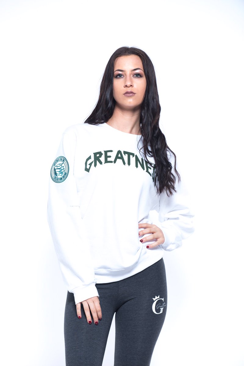 GreatnessTheOne's tweet image. #TransitionTuesday We brought u the Green &amp;amp; White College Run Crewnecks and now the Homie @Tee_Grizzley showing off his #AintItABlessing 🙏🏽