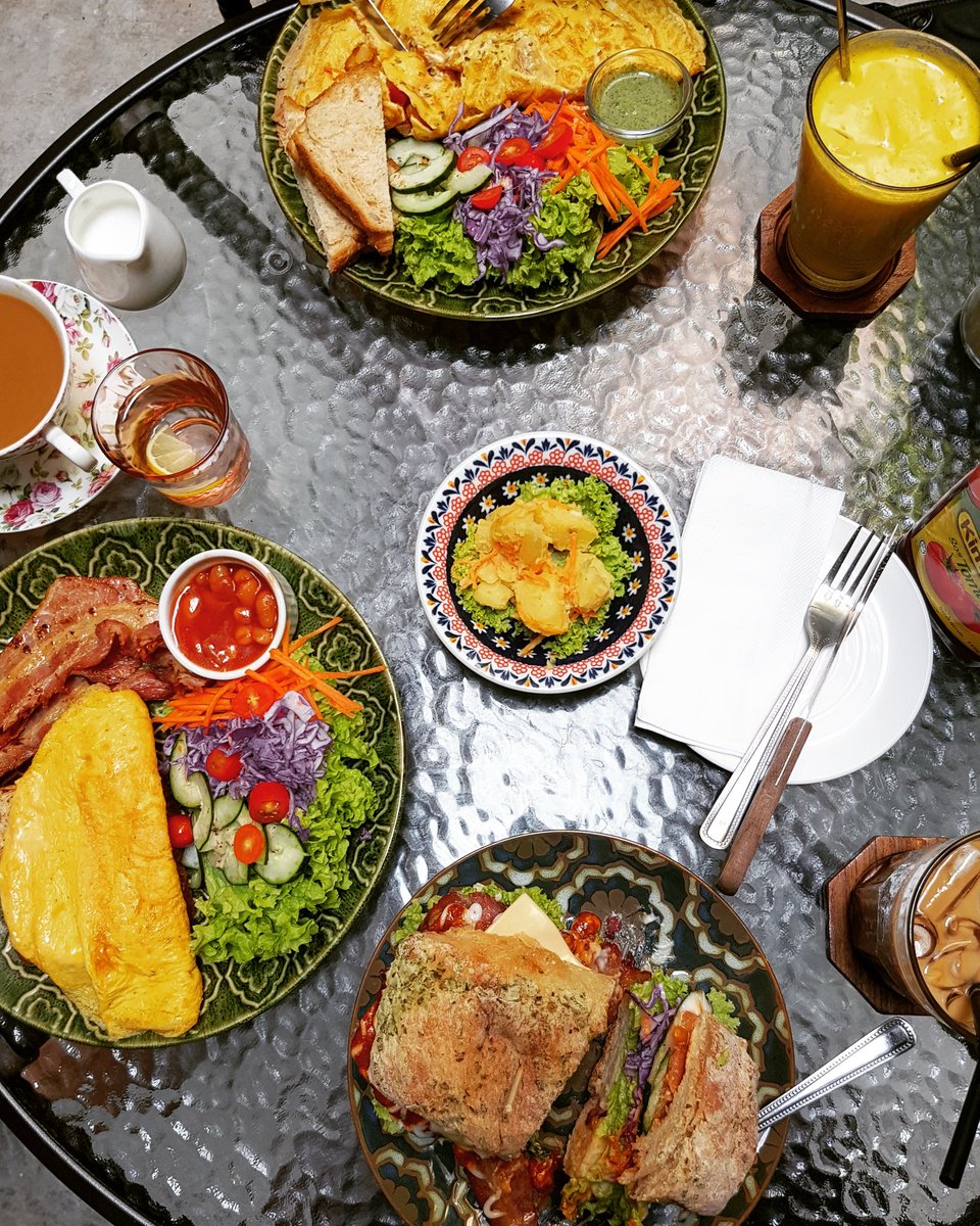 revK26's tweet photo. Today big fat bfast! 😆😁 https://t.co/WPBaiHOP6E
