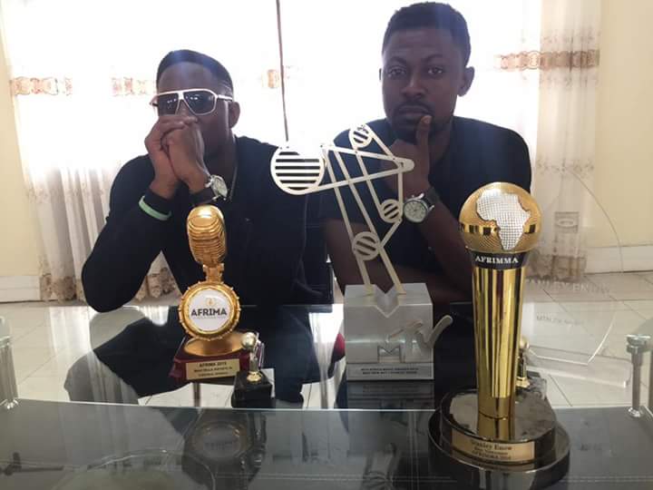 MartinoEnow's tweet image. More blessings to our GREATEST EVER. 
The Legendary @sof_touch &amp;amp; the magnificent @StanleyEnow 
#More #Classical &amp;amp; #HitSongs coming #WorkHard