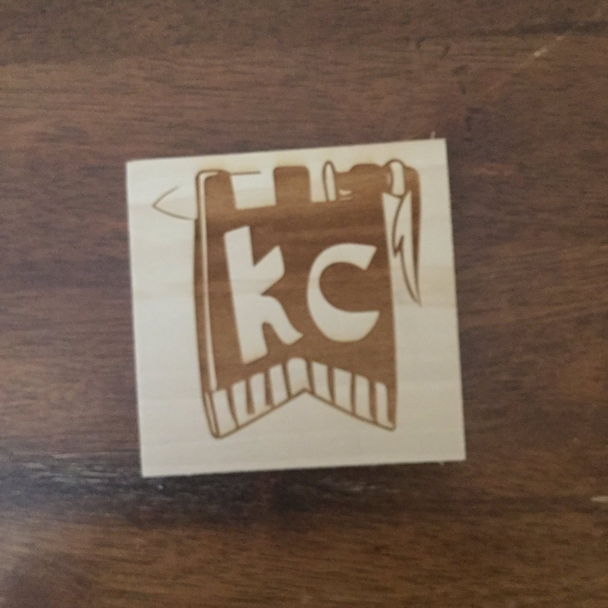 Kingdoms_MCPE's tweet photo. We won'y make the mistake of selling merchandise, but we can make stone and wood trophies now! Reply with ideas for competitions! https://t.co/5IblZWtfrH