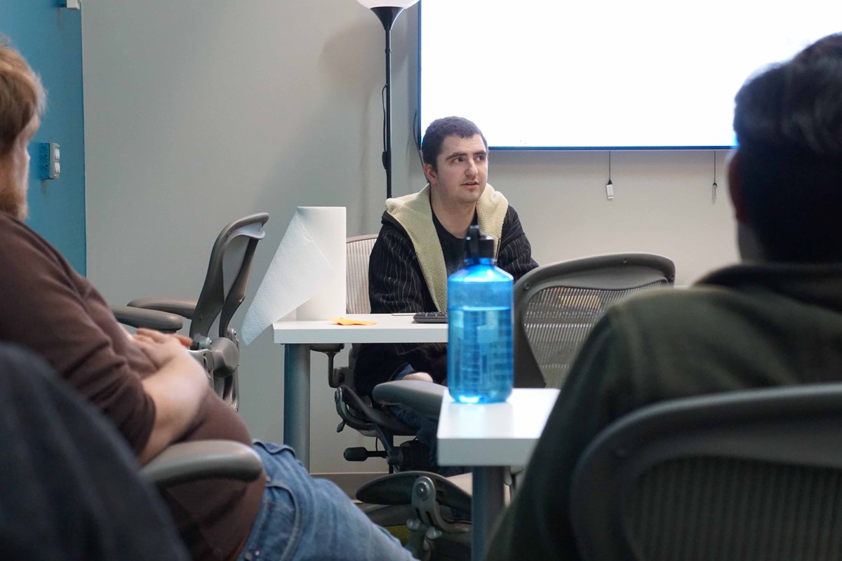 reactgames's tweet image. Each week, our engineers teach each other new skills. Today, Ryan taught us about @unity3d compilers. #TechTuesday