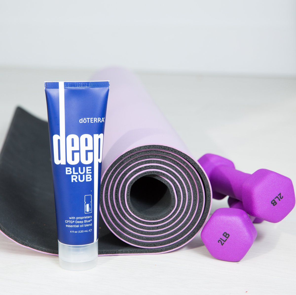 SearcyK's tweet photo. The Deep Blue Rub is heavenly because it provides a comforting sensation of cooling and warmth to problem areas. https://t.co/9W57cqaJnT