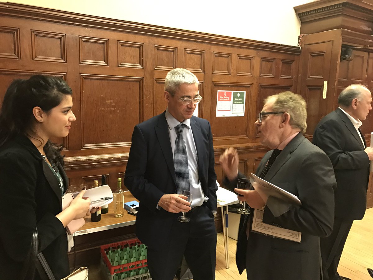 Hearty welcome to Twitter, <a href="/SkiptonHenry/">HenryKennedySkipton</a> (centre), head of <a href="/EalingCouncil/">Ealing Council</a> #Regeneration. Hope you'll join in #EalingHour next Tues 8-9pm.