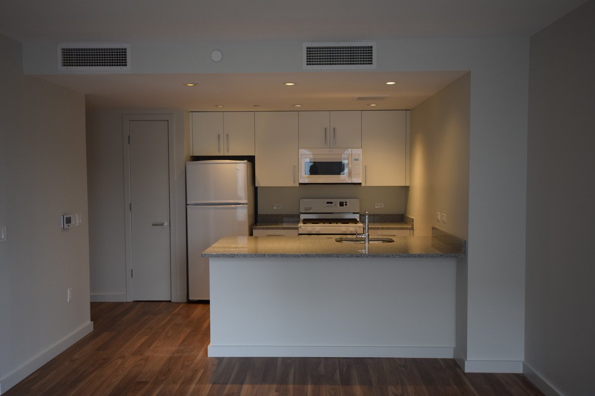 Square50DC's tweet photo. The units at #Square50 are equipped with @ENERGYSTAR appliances and beautiful granite countertops. Check it out! https://t.co/K7lyt9W0zi