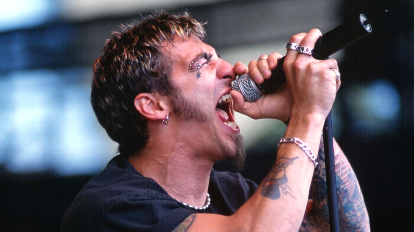 FELIZ CUMPLEAÑOS, SULLY ERNA! / HAPPY BIRTHDAY, SULLY ERNA! (49)    