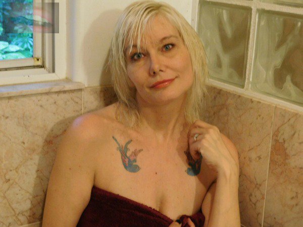My new photoset is live. Login and enjoy! https://t.co/v5r5wxTcVh https://t.co/2PNidgrPAR