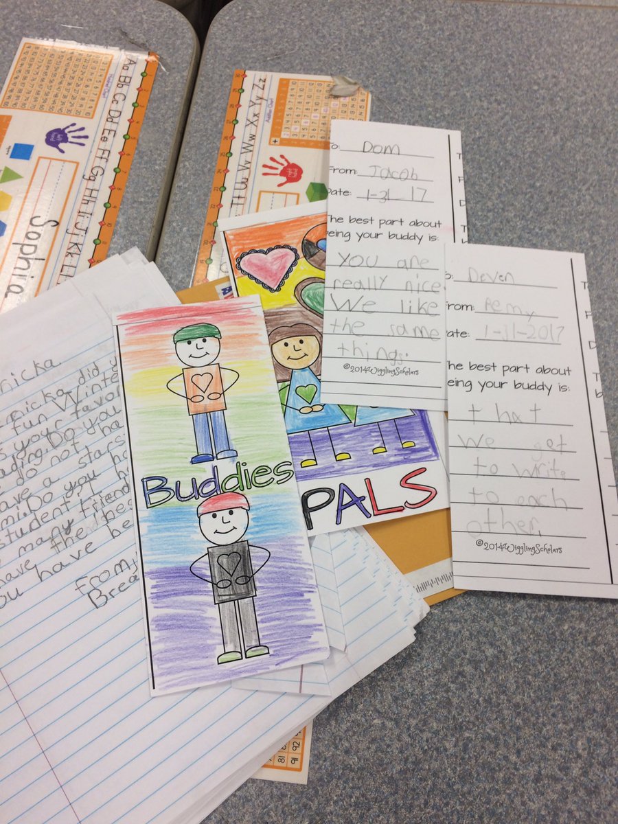 missbailey2nd's tweet photo. So lucky to have such awesome pen pals from New Mexico! https://t.co/tkarCDXKf0