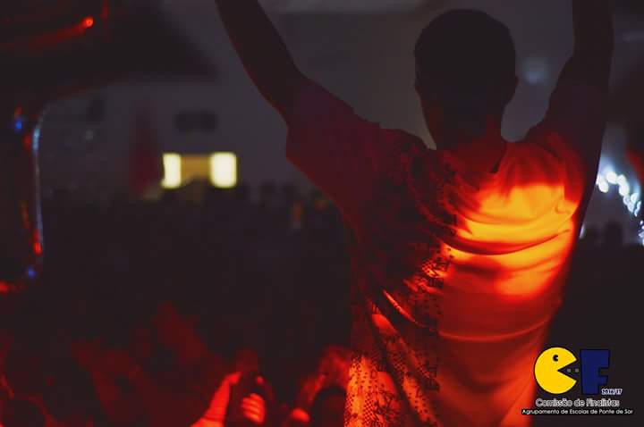 cfesps1617's tweet photo. OBRIGADA PESSOAL!!!!  #FiftyShadesOfMadness  #WIILandMIKE  #DjsNarços #cfesps1617 https://t.co/4H5wLr39Pr