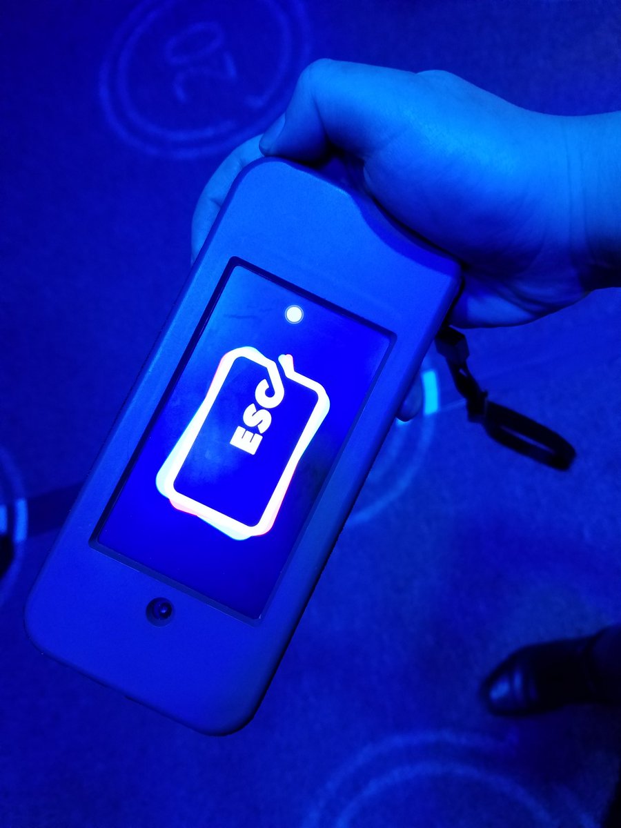 gloria_sin's tweet image. Let&apos;s do this! #RobotBasketball #EscGames