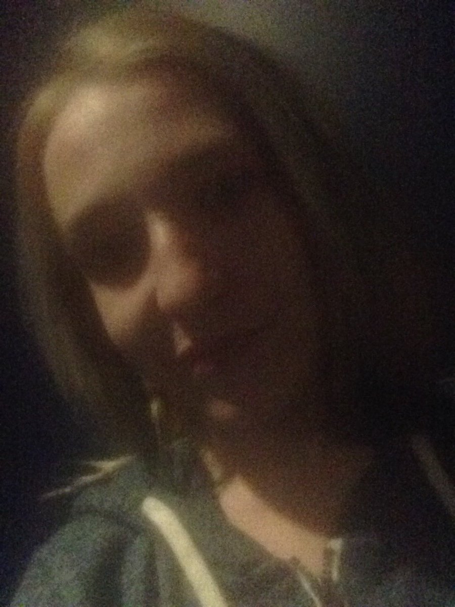 jen_27_ tweet picture
