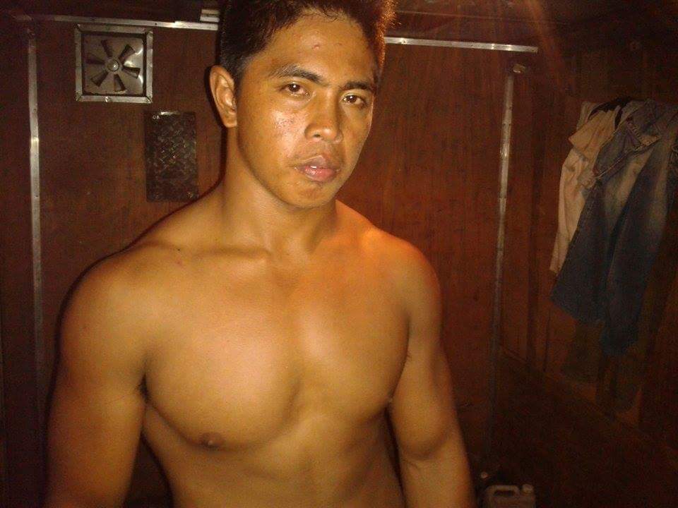 Kramsantos2's tweet photo. pag ganto b  namn ang #constructionworker
#daks
#barako 
kahit top ako bka mg p kantot ako lalo na at straight https://t.co/hetZvIvs0r