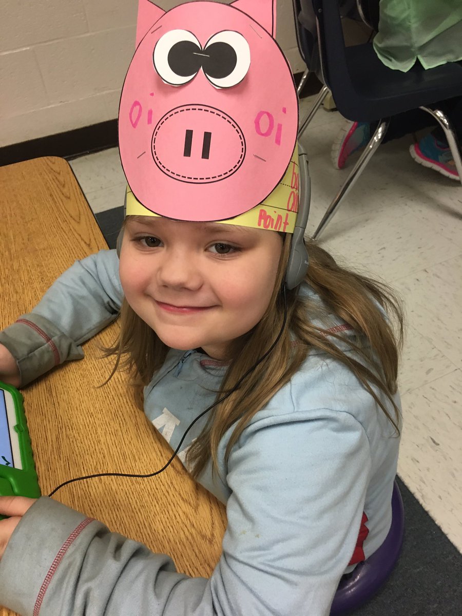 lanascurrence's tweet photo. So blessed to have RTI teacher @cookam_4 to teach my kiddos phonics. Isn't she great?! #hespiratelife @henrycoschools #iteachsecond https://t.co/vUGniNelQg
