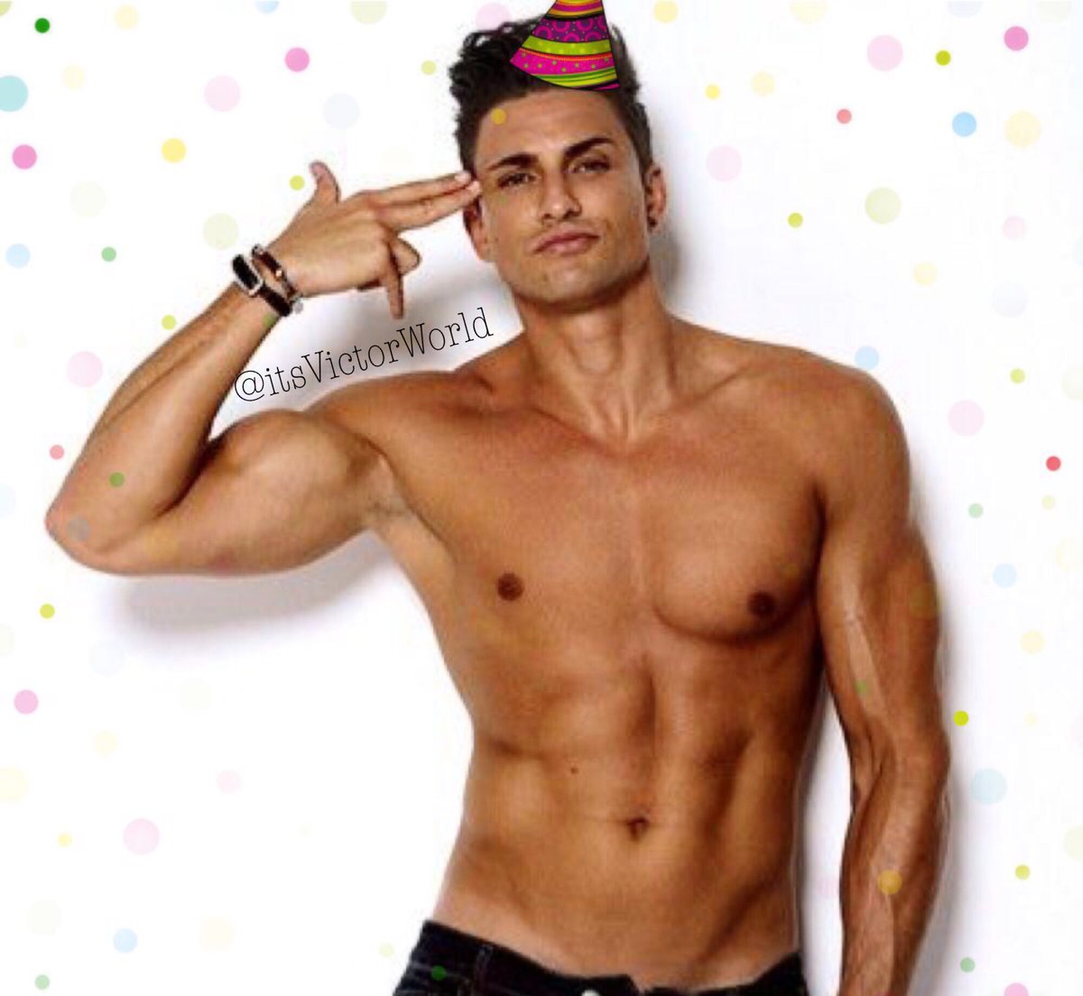 ItsVictorWorld's tweet photo. @Victorerubio Muchísimas felicidades bichin💁🏼🎉❤te mando un beso y un abrazo enorme como el que te di el año pasado💋🤗SIEMPRE CONTIGO VICTOR❤ https://t.co/PKOmRv7zCR