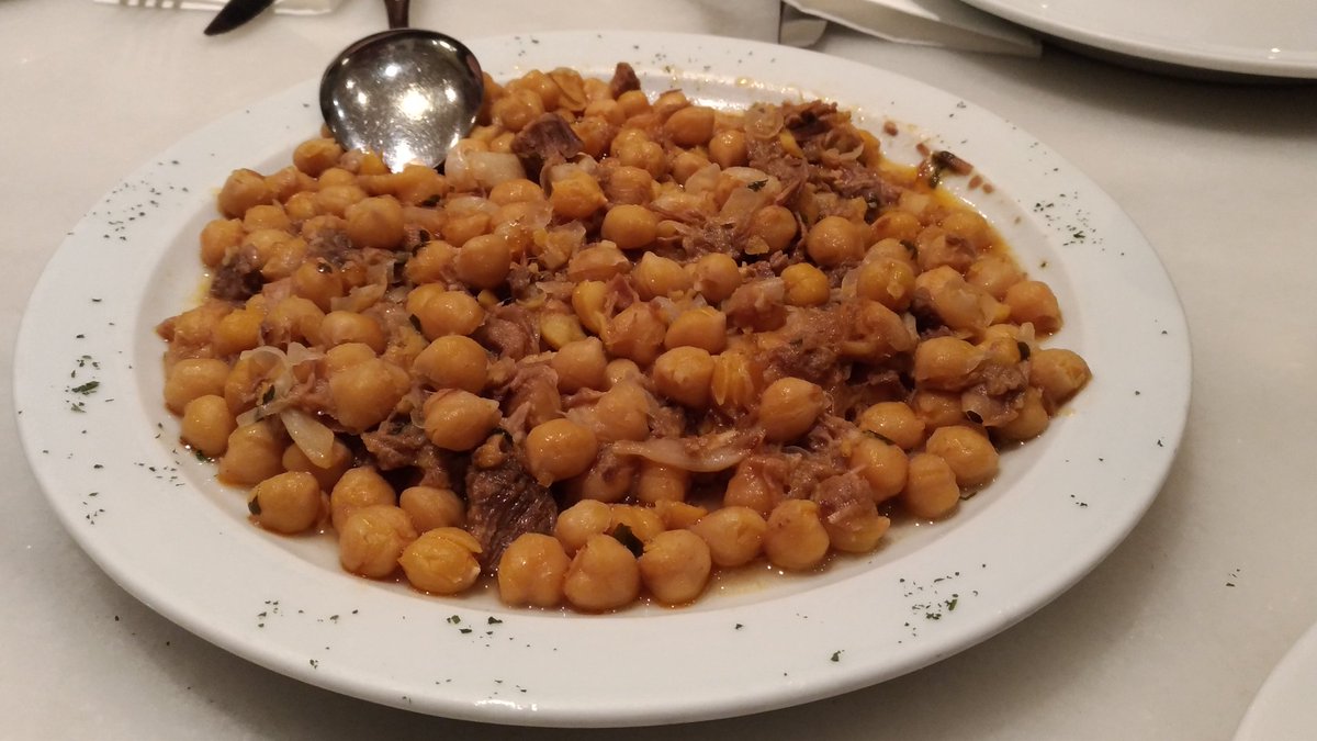IGiveMyOpinion's tweet photo. Qué sabor! Ropa Vieja en @LaDaniela #Madrid  #BarrioDeLasLetras #Tapeo #Turismeo https://t.co/mo3Qt5PX7F