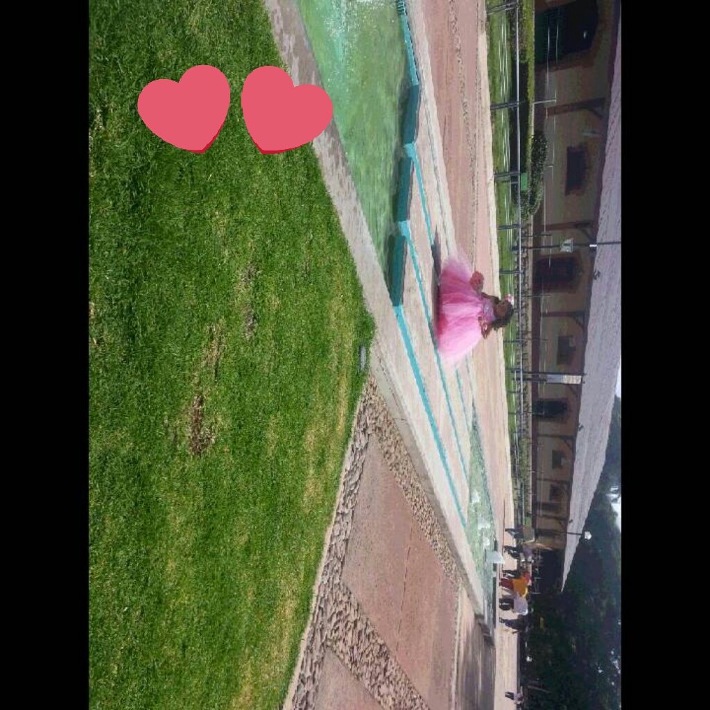 emilys2334's tweet photo. Los 3 años de mi hermana https://t.co/0iOBl35too
