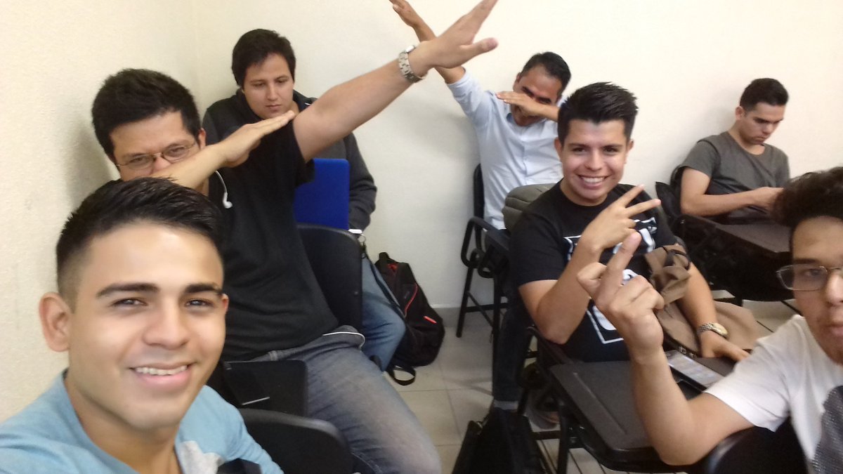 JuanGlezM95's tweet photo. Los Malditos ft. Recovery #arqconcept #ladivregor https://t.co/CQEt6WGUCz