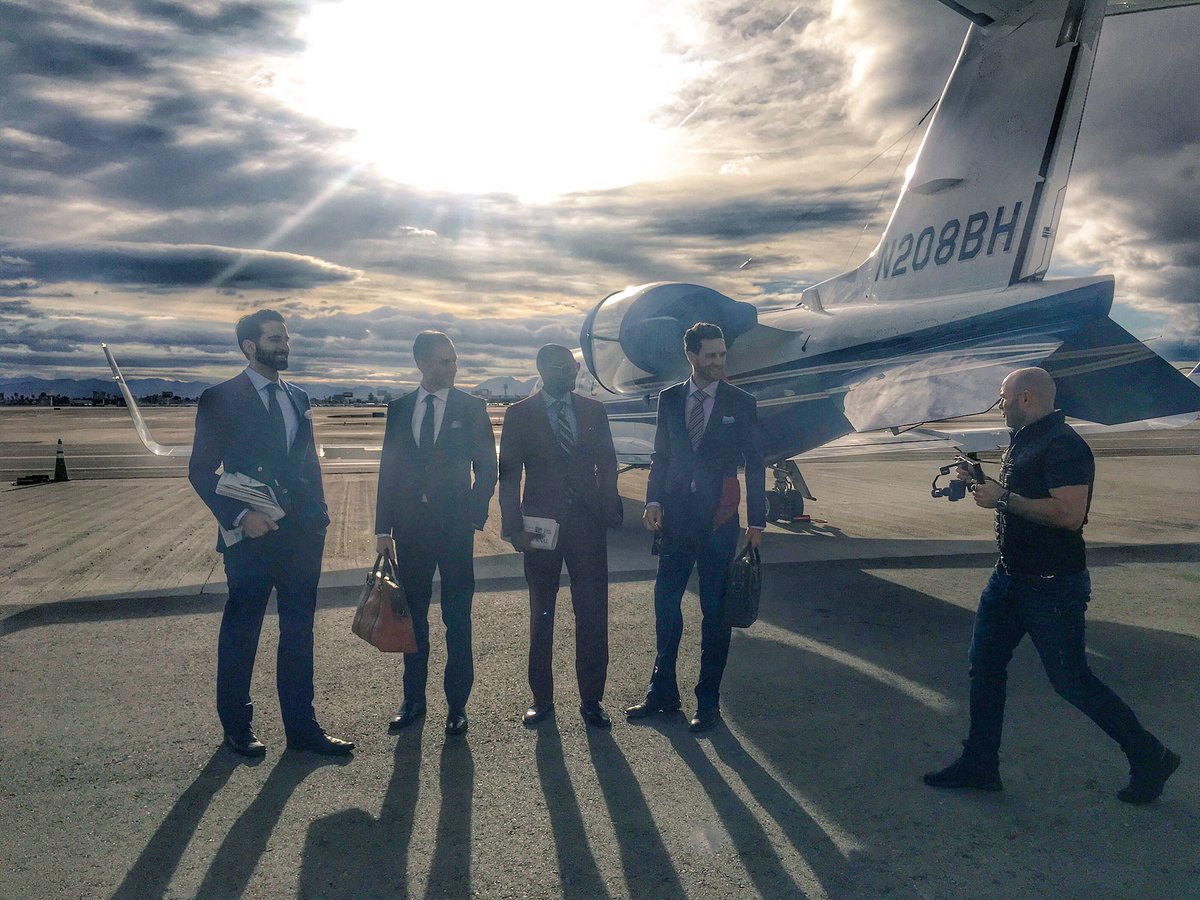TyraBellHolland's tweet photo. @STITCHEDlife #bosses @Cirrusav #Photoshoot #behindthescenes #jetsetting #privatejets #lasvegas @avaroseagency #JoePickens #GregWoods #MSS https://t.co/Whpxbz3qYT