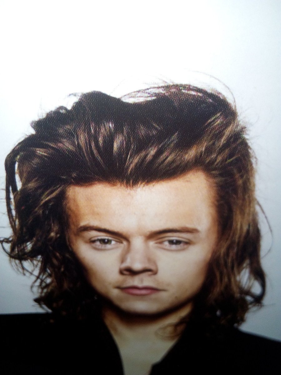 LarryHeeey's tweet photo. @LarryHeeey что со мной не так ? 😹
#oneDbestfans #OneDFans #bestfans2017 #onedirection https://t.co/CrdpBAwmgA