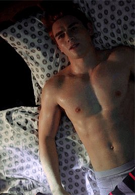 LewdMax_'s tweet image. 