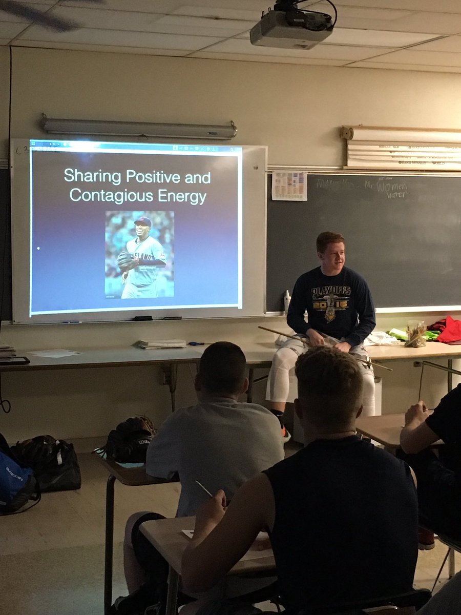 LHSCoachConn's tweet photo. Junior Inf/RHP Jaden Jones with great visuals in his presentation #5 #positivecontagiousenergy #livesit #readyforbigyear https://t.co/rTmU4I6kAi